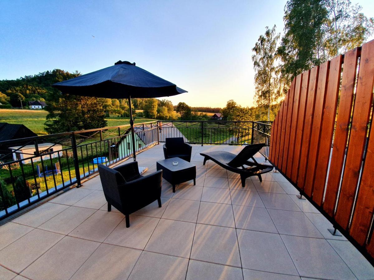 Hotel Kortus Jetrichovice  ภายนอก รูปภาพ