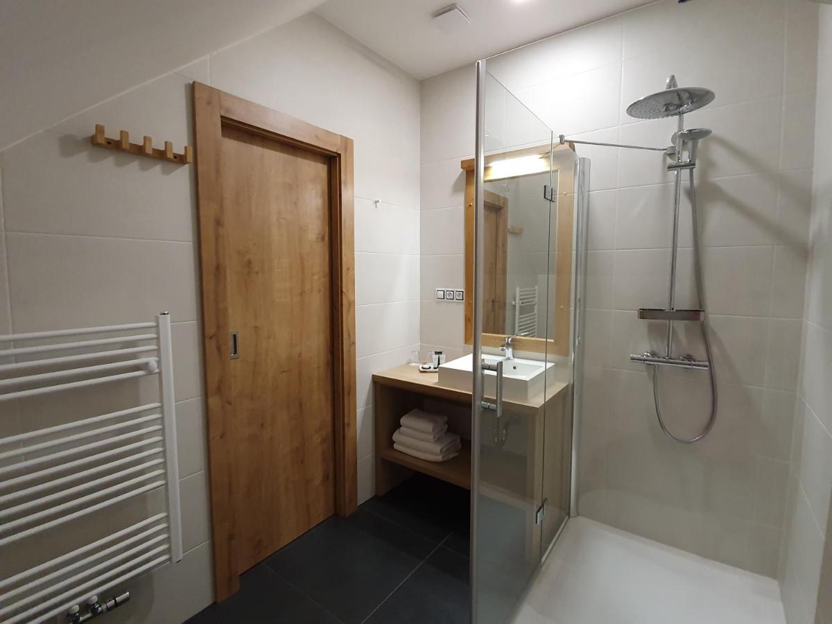 Hotel Kortus Jetrichovice  ภายนอก รูปภาพ
