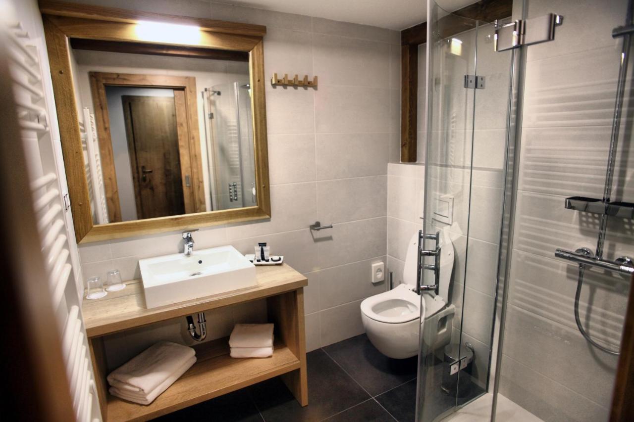 Hotel Kortus Jetrichovice  ภายนอก รูปภาพ
