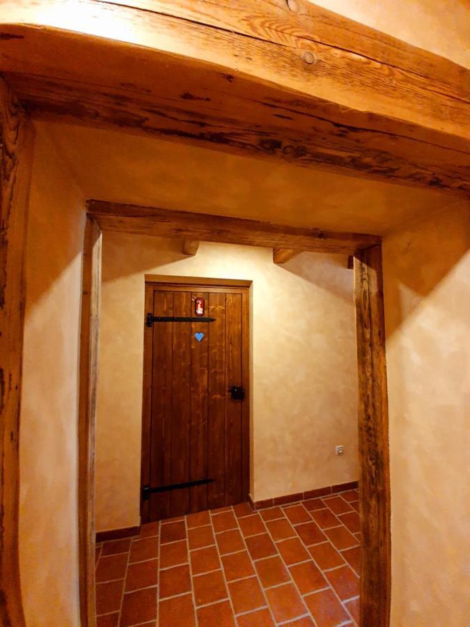 Hotel Kortus Jetrichovice  ภายนอก รูปภาพ