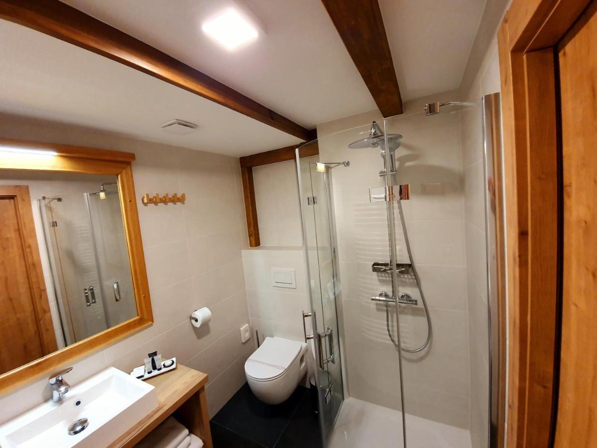 Hotel Kortus Jetrichovice  ภายนอก รูปภาพ