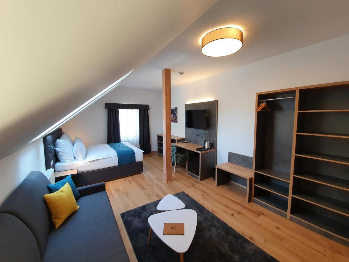 Hotel Kortus Jetrichovice  ภายนอก รูปภาพ