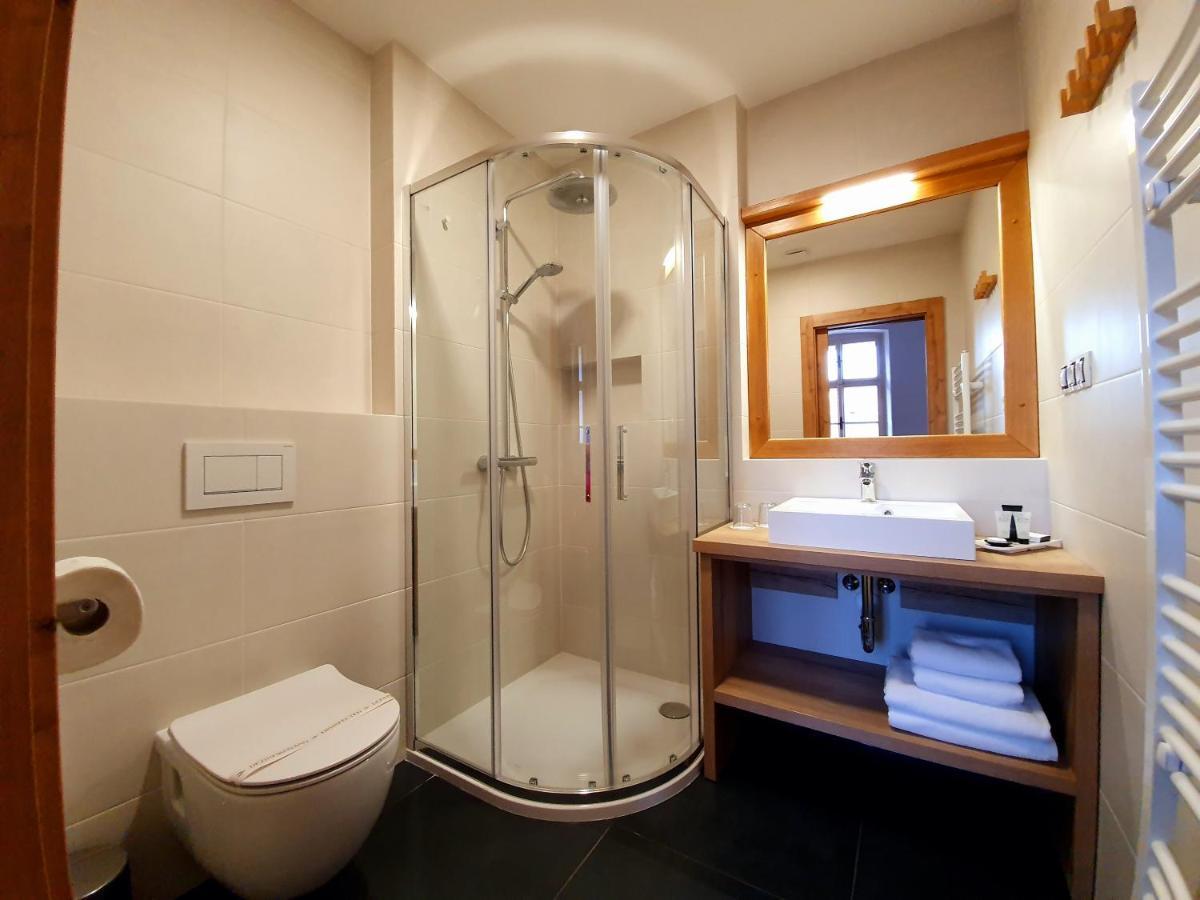 Hotel Kortus Jetrichovice  ภายนอก รูปภาพ