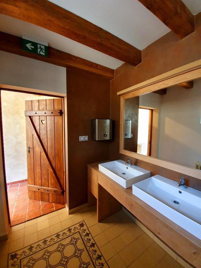Hotel Kortus Jetrichovice  ภายนอก รูปภาพ