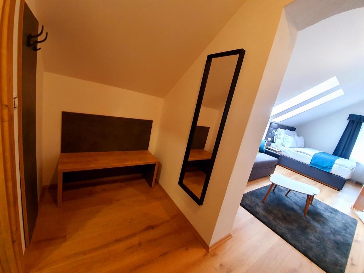 Hotel Kortus Jetrichovice  ภายนอก รูปภาพ
